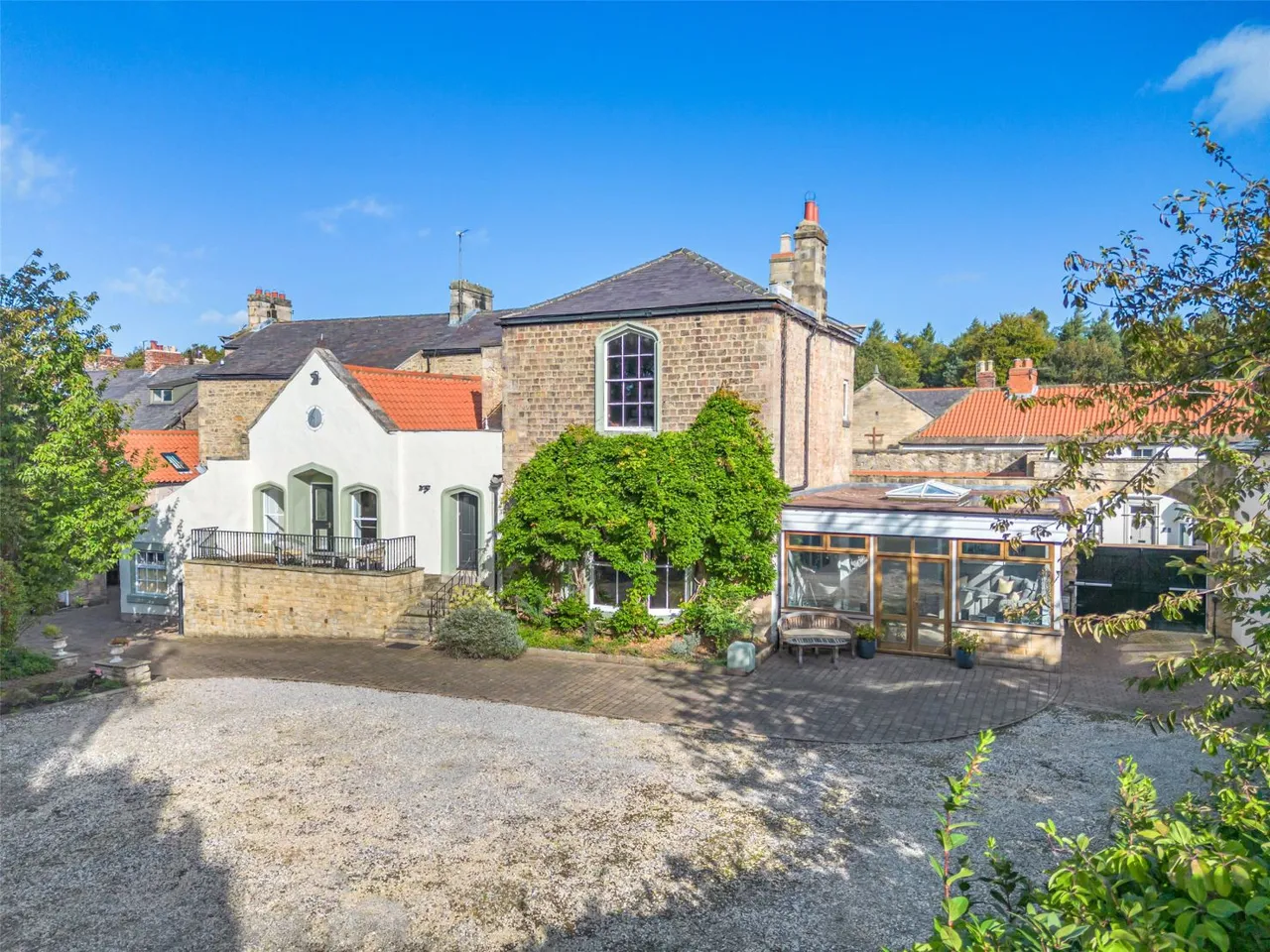 6 bed house for sale, Front Street, Staindrop, DL2