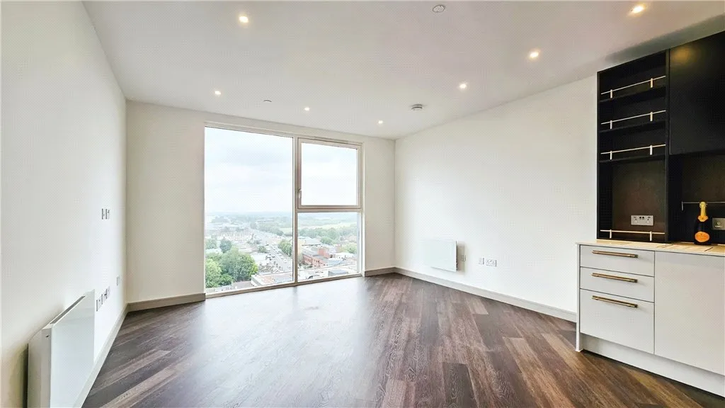 Eden Grove, Staines-upon-Thames, TW18, photo 9