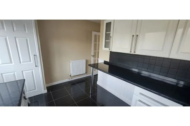 Chichester Avenue, Dudley, photo 7