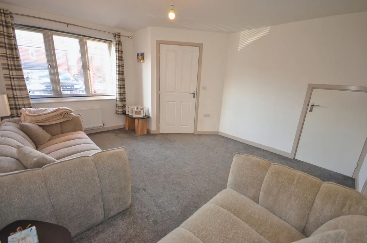 Fortress Close, Weldon, NN17, photo 7