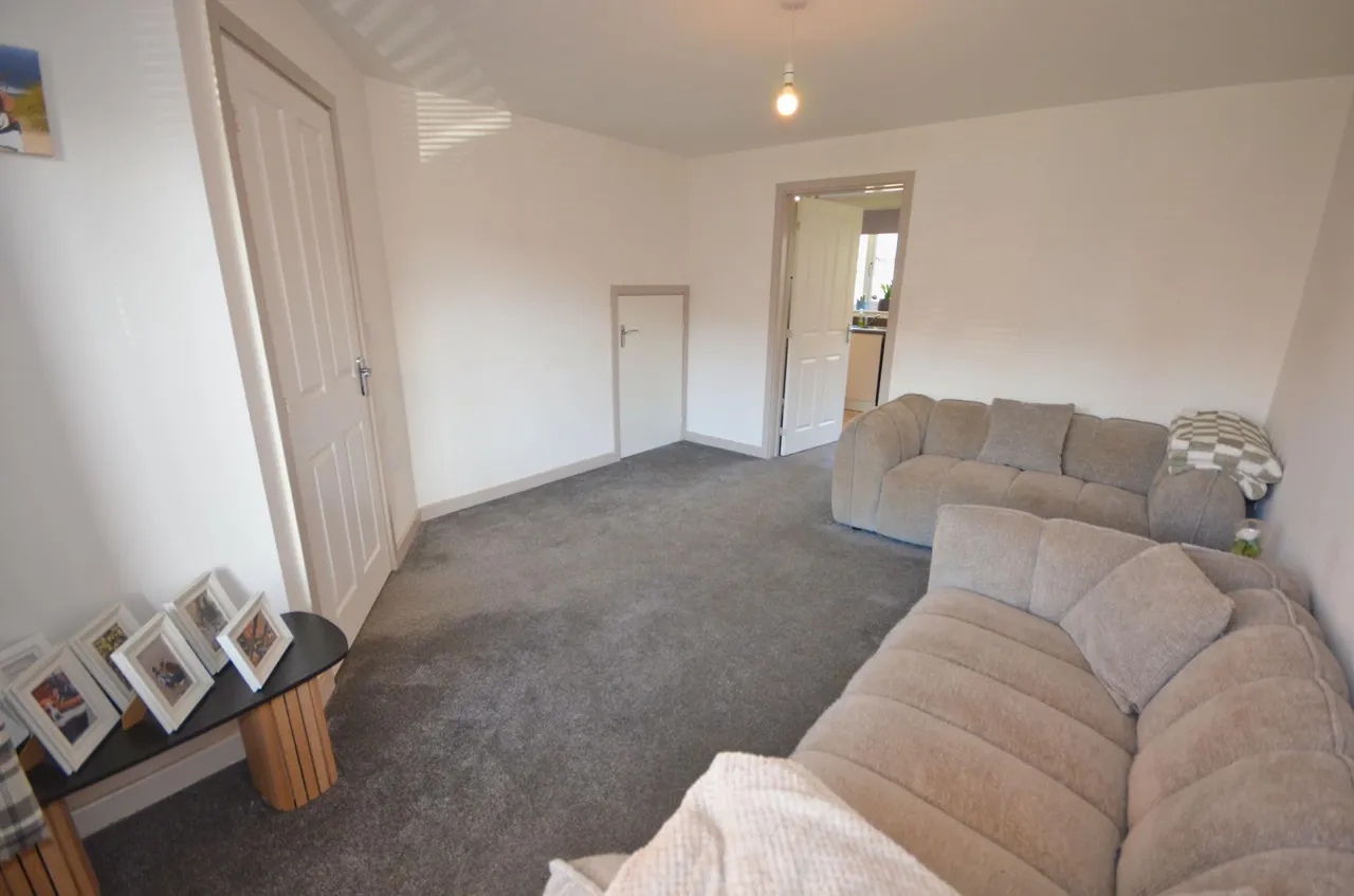 Fortress Close, Weldon, NN17, photo 6