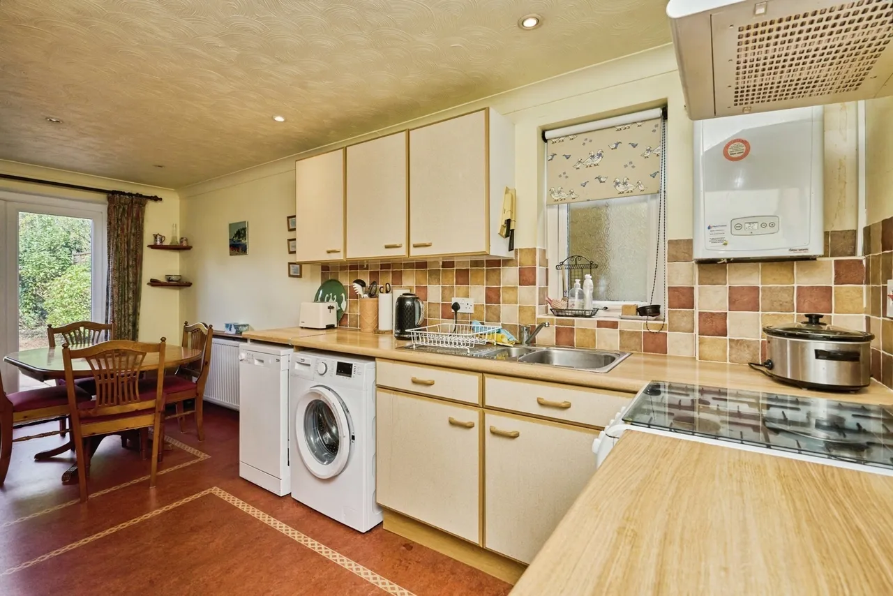 Upper Green Road, St. Helens, PO33, photo 13