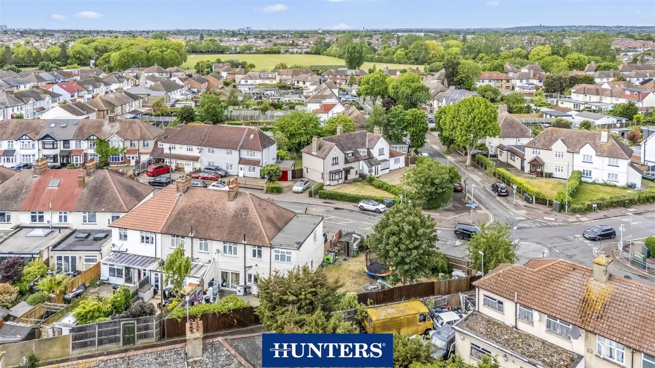 Mill Lane, Chadwell Heath, RM6, photo 19