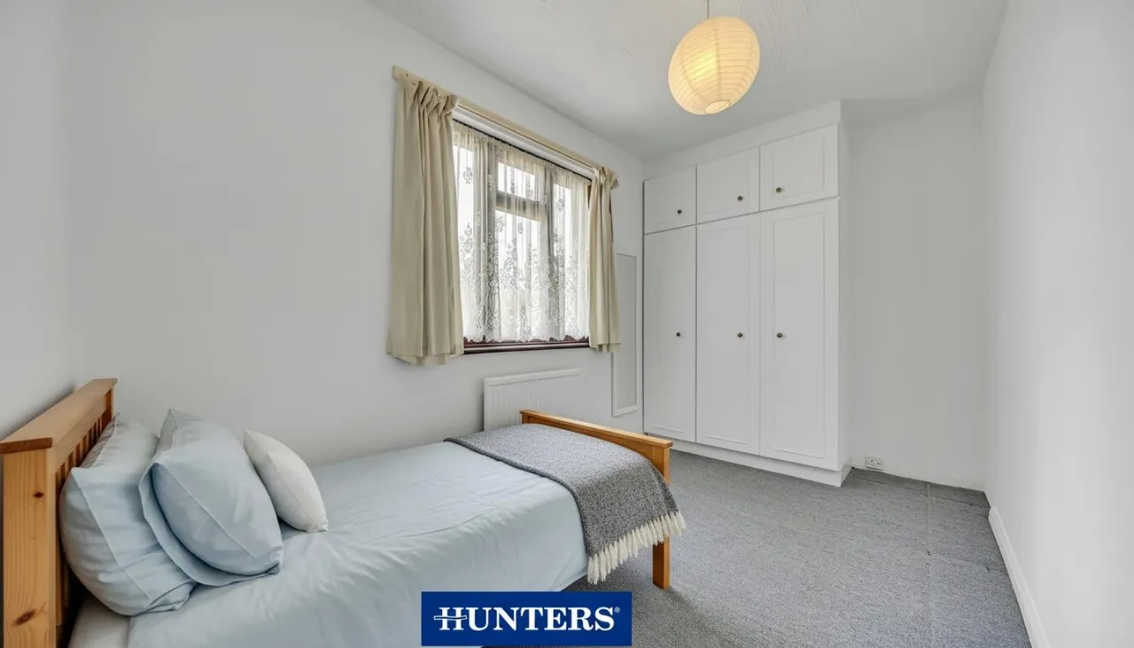 Mill Lane, Chadwell Heath, RM6, photo 11