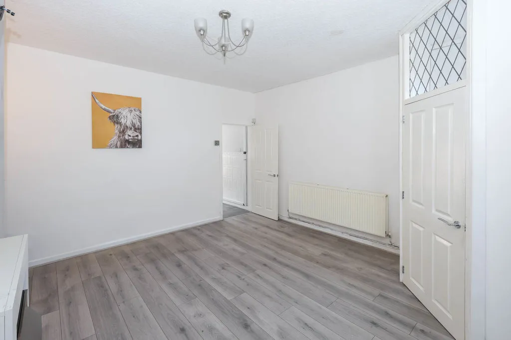 Royds Street, Rochdale OL16 5JS, photo 3