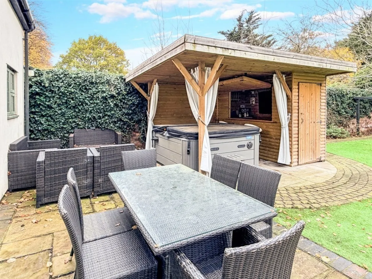 Quintons Road, East Bergholt, CO7, photo 36