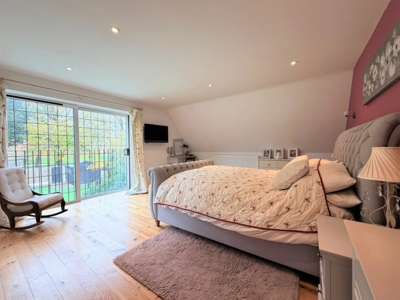 Quintons Road, East Bergholt, CO7, photo 18