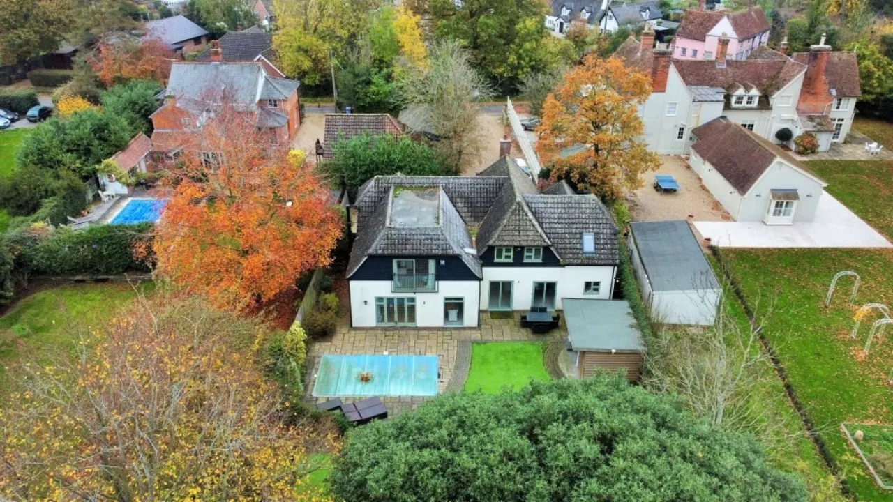 Quintons Road, East Bergholt, CO7, photo 43