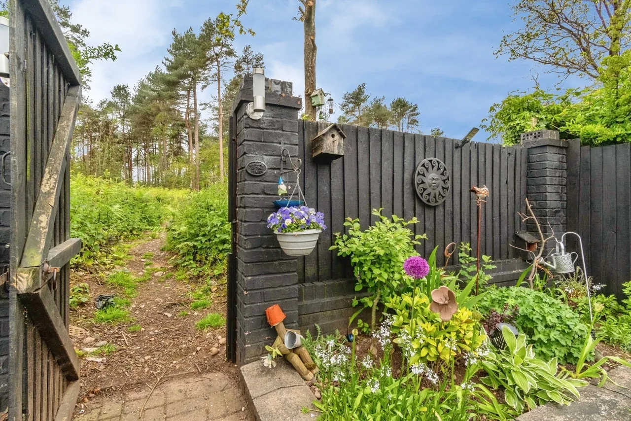 Gratley Croft, Huntington, Cannock, WS12, photo 19