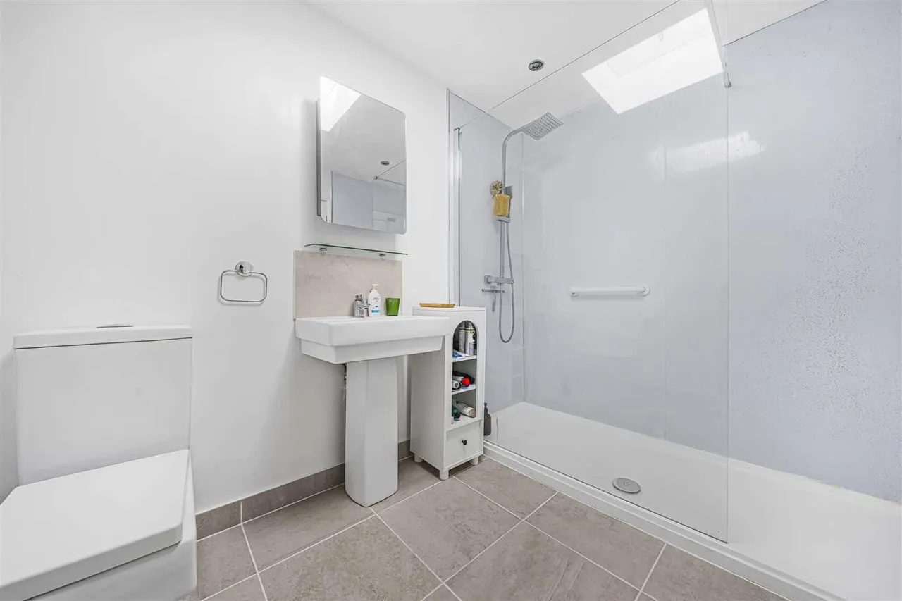 Inkerman Road, Eton Wick, SL4, photo 7