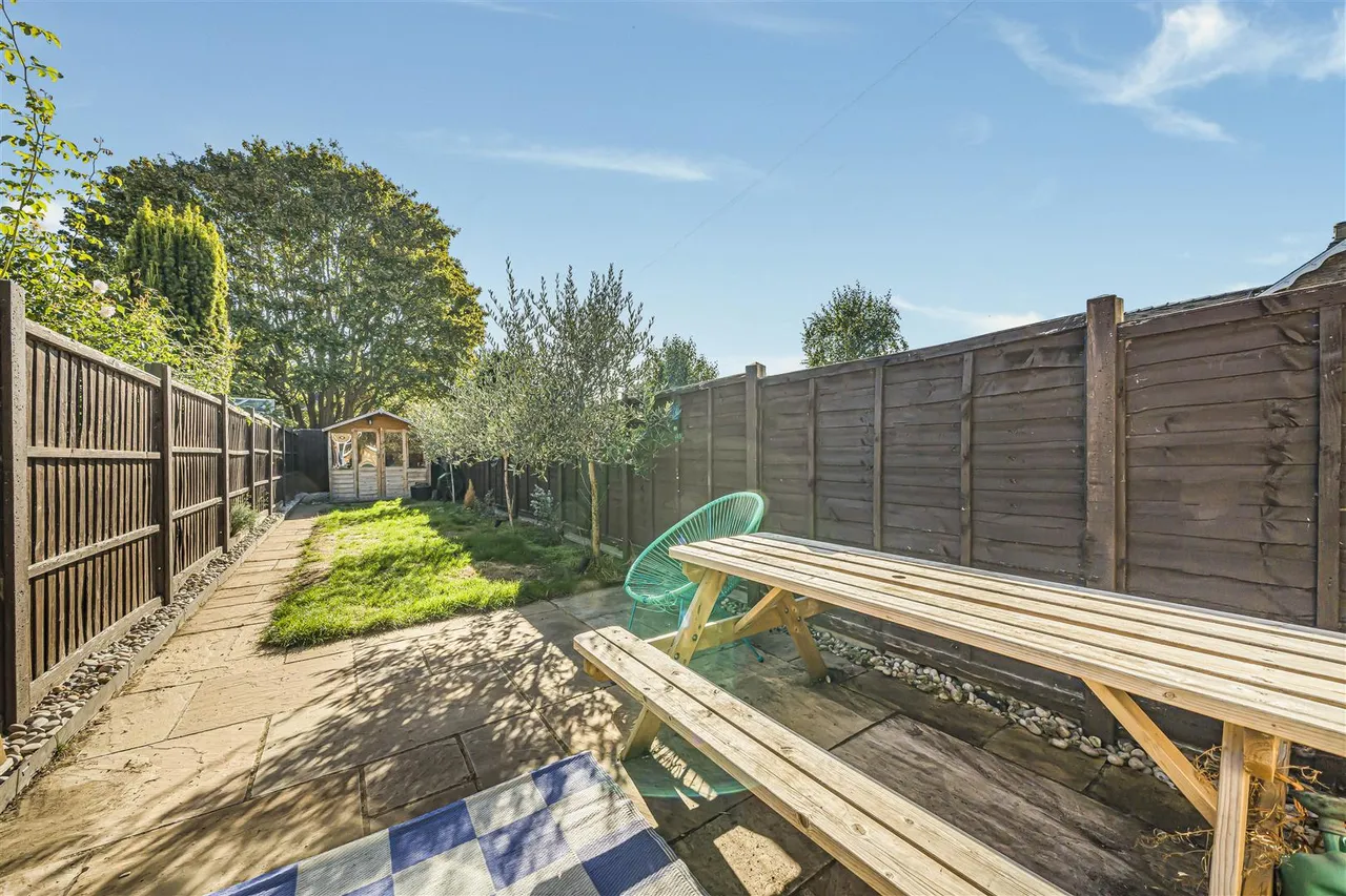 Inkerman Road, Eton Wick, SL4, photo 10