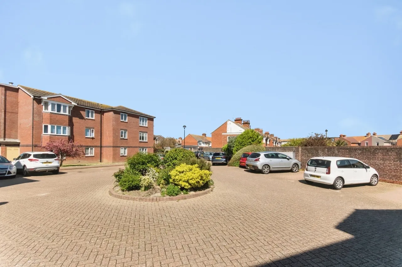 Wannock Road, Eastbourne, BN22, photo 6