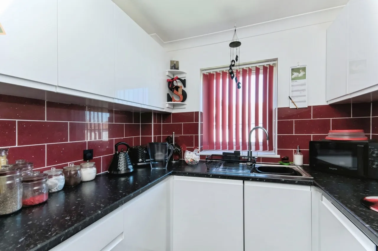 Wannock Road, Eastbourne, BN22, photo 5