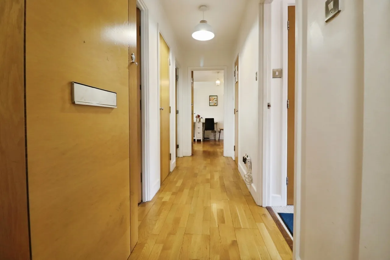 Henke Court, Cardiff, CF10, photo 13