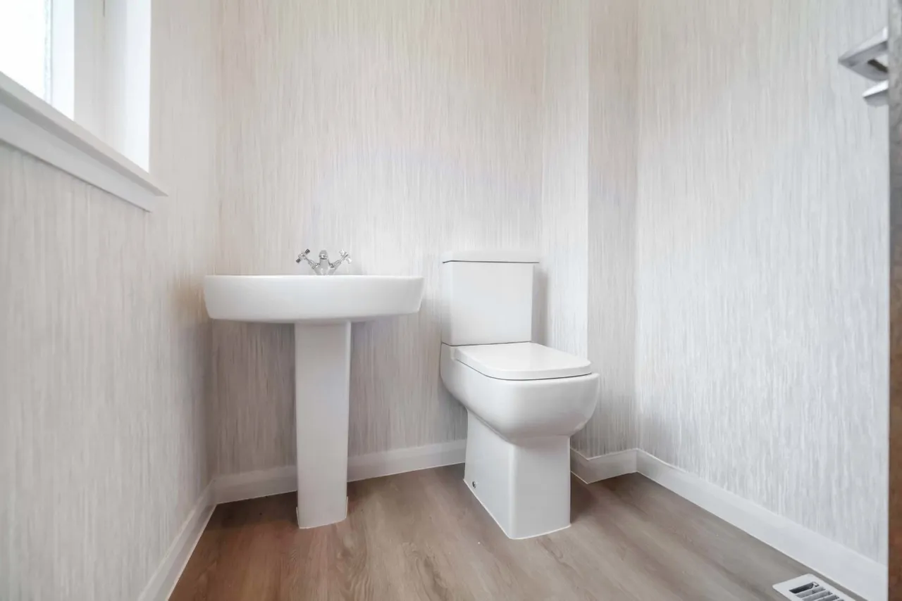Mews Lane, Paisley, Renfrewshire, PA3, photo 5