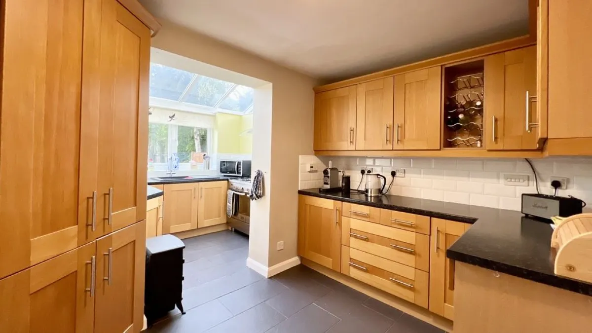 Catkin Road, Bottesford, photo 8
