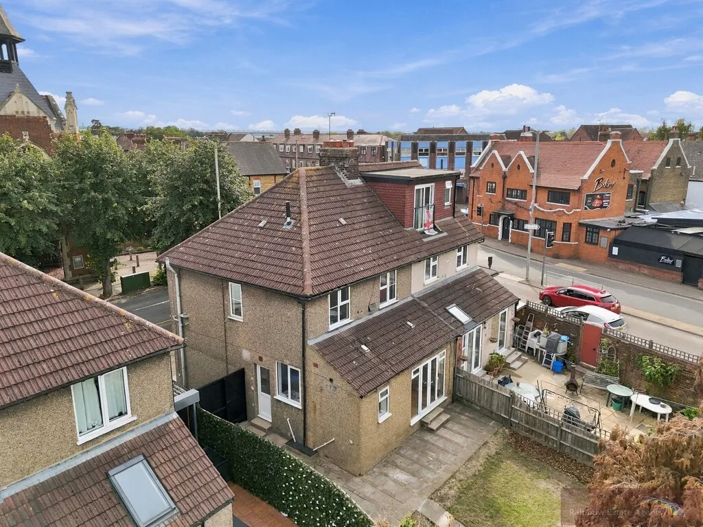 Monkswood Avenue, Waltham Abbey, EN9, photo 24