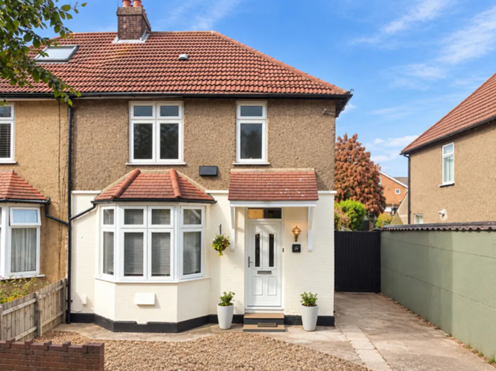 3 bed house for sale, Monkswood Avenue, Waltham Abbey, EN9