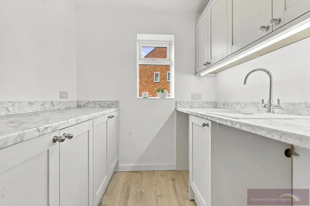 Monkswood Avenue, Waltham Abbey, EN9, photo 6