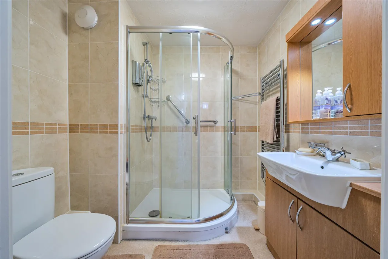 High Street, Orpington, BR6, photo 9