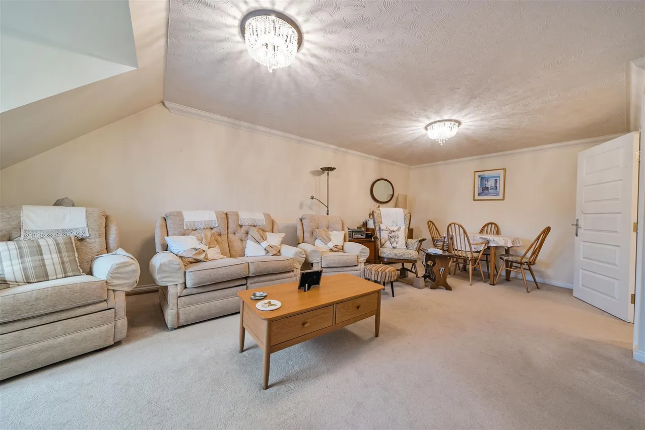 High Street, Orpington, BR6, photo 6