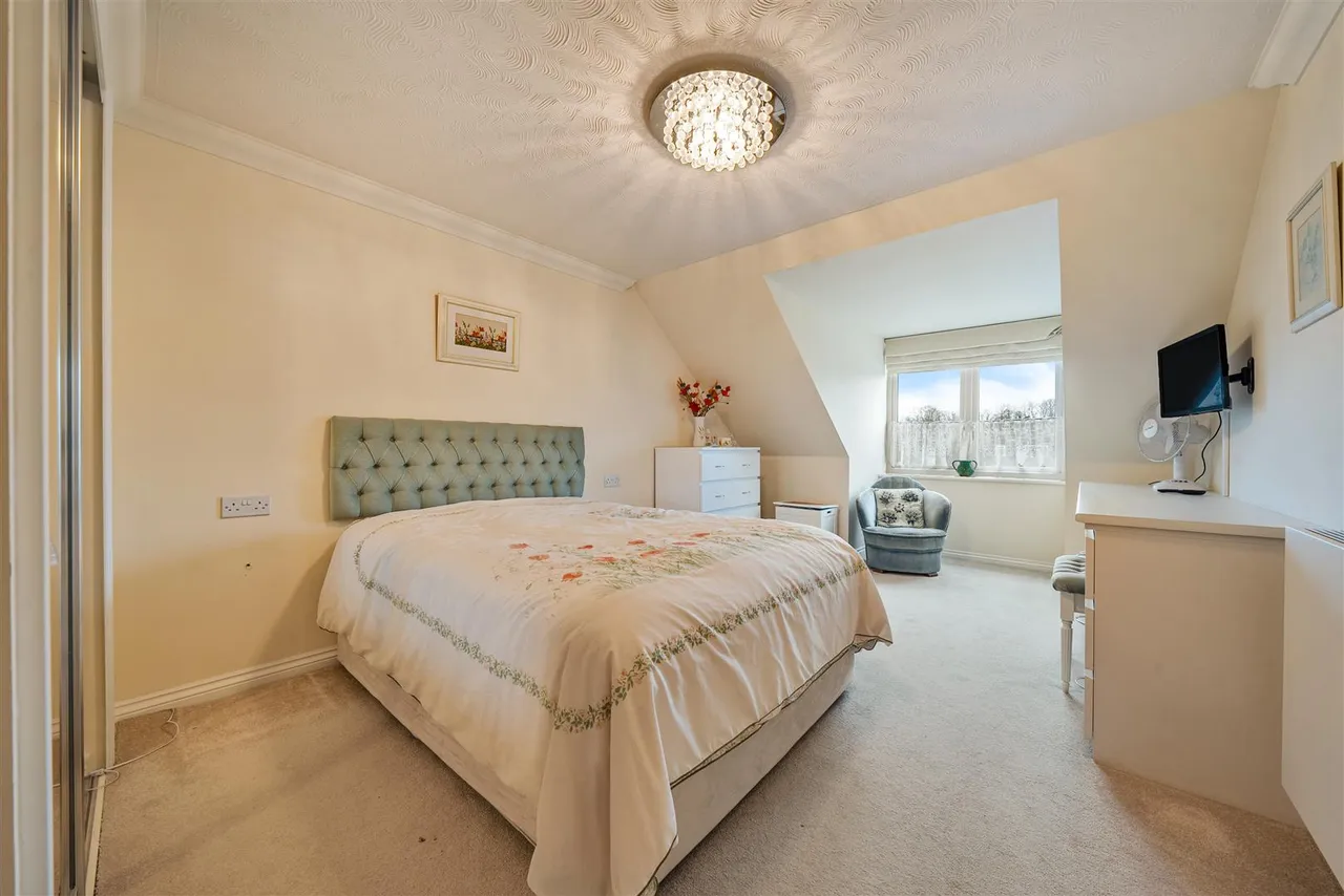 High Street, Orpington, BR6, photo 7