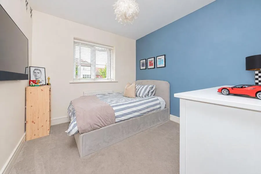 Crayford Mead, Warfield, RG42, photo 18