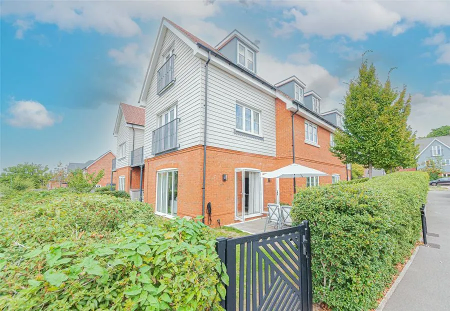 Crayford Mead, Warfield, RG42, photo 16