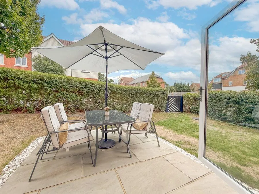 Crayford Mead, Warfield, RG42, photo 2