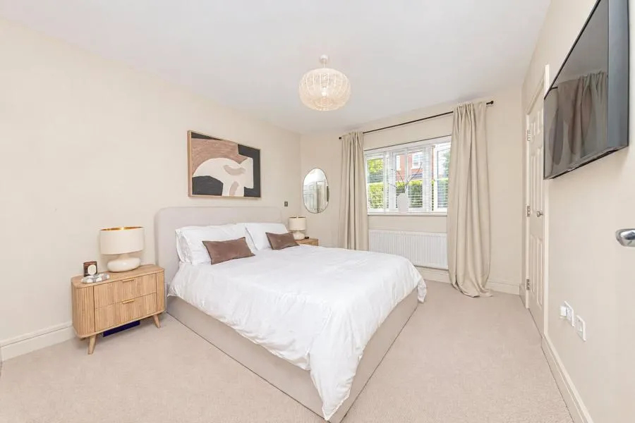 Crayford Mead, Warfield, RG42, photo 5