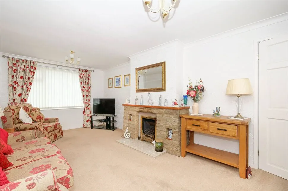 Thirlmere Grove, Baildon, West Yorkshire, BD17, photo 2