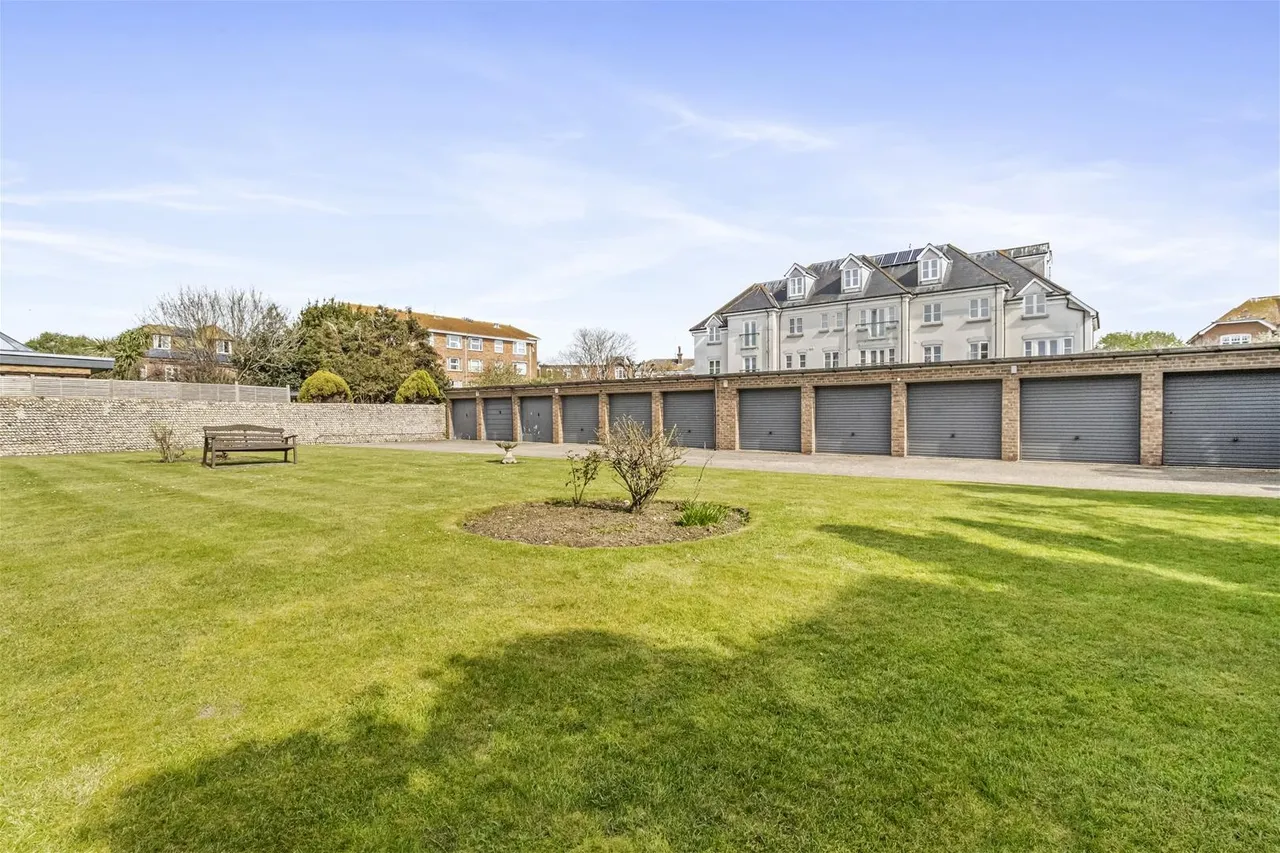 Heene Road, Worthing, photo 5
