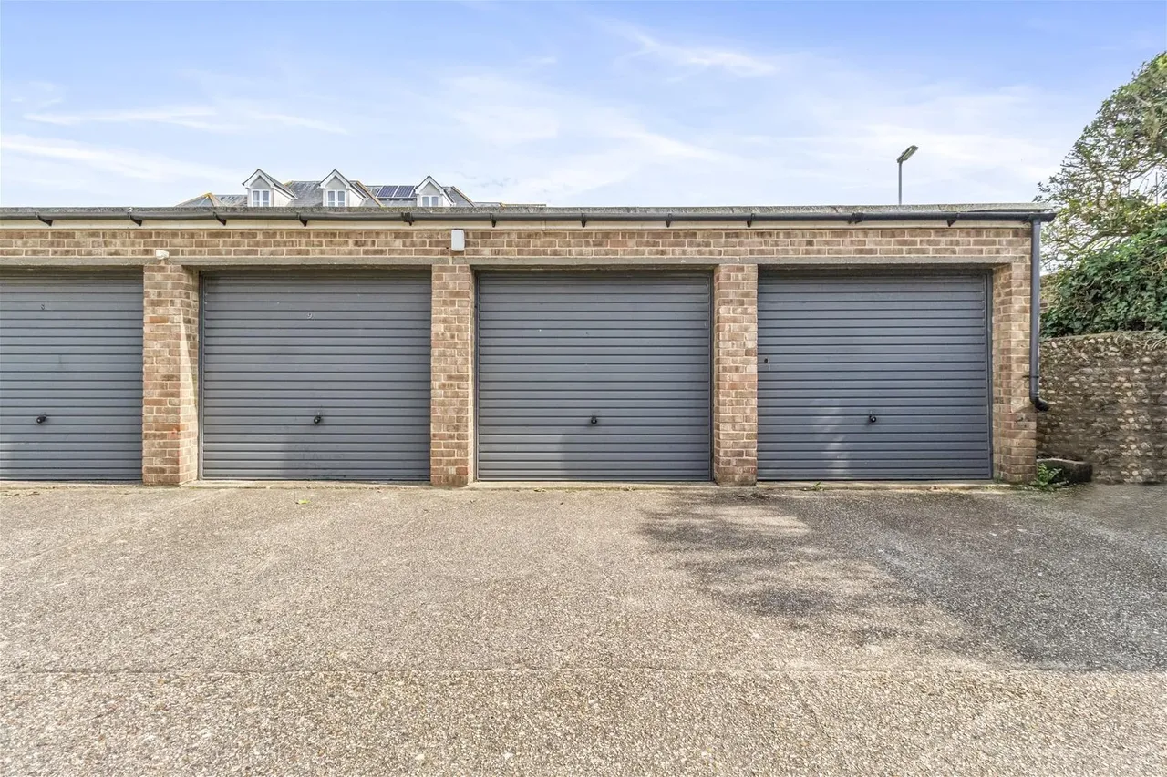 Heene Road, Worthing, photo 13
