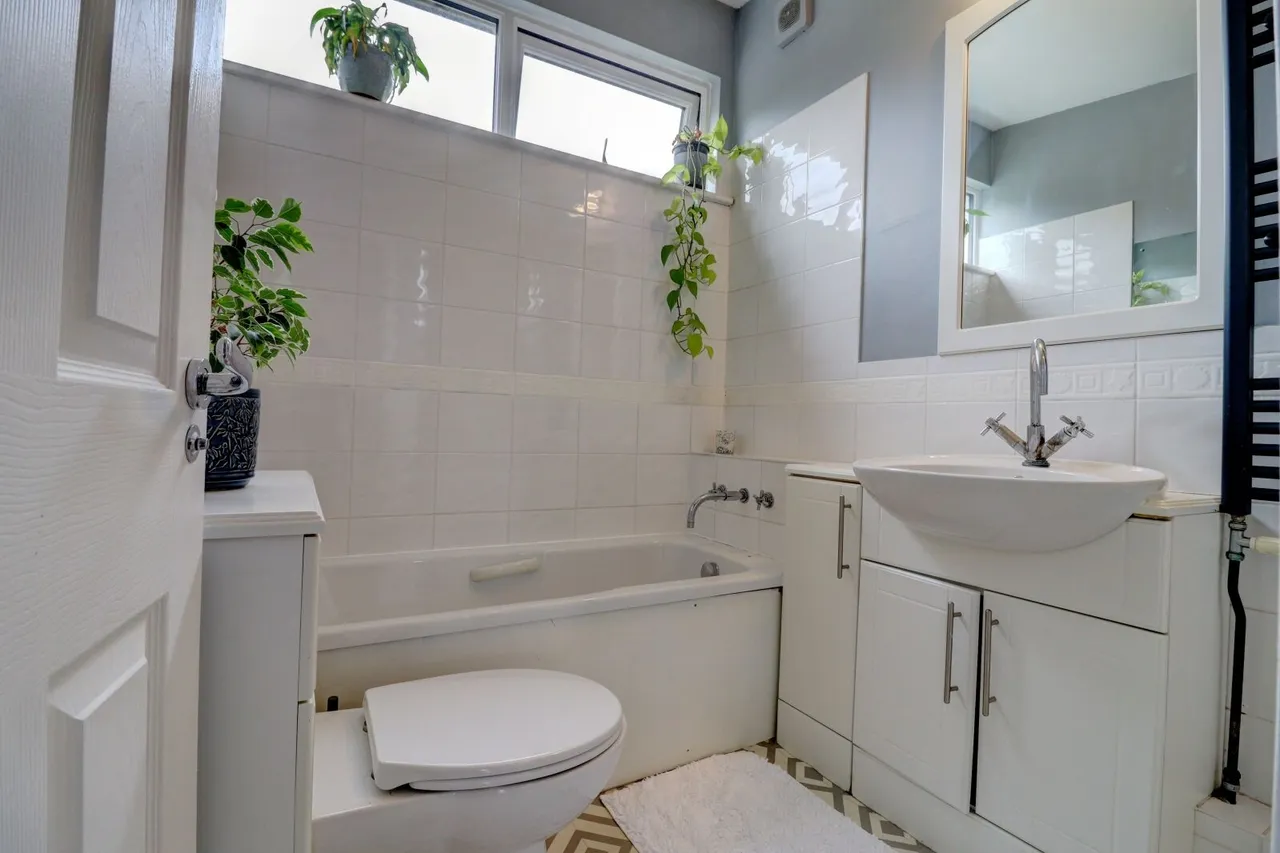 Pheasant Drive, High Wycombe, HP13, photo 10