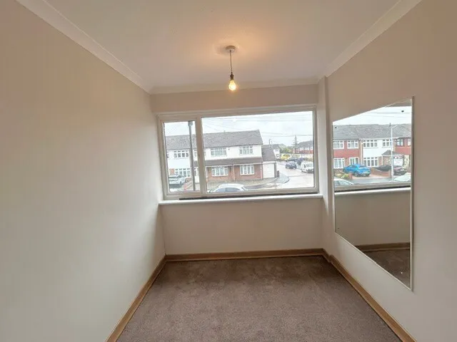 Manston Way, Hornchurch, RM12, photo 8