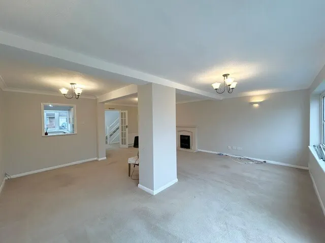 Manston Way, Hornchurch, RM12, photo 5