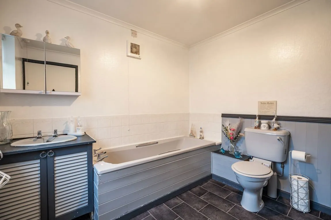 Claremont Road, Llandudno, LL30 2UF, photo 13