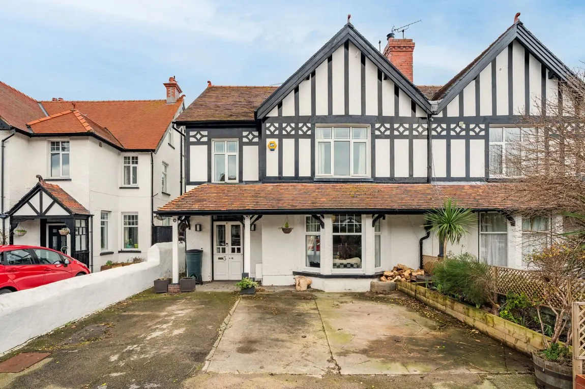 7 bed house for sale — Claremont Road, Llandudno, LL30 2UF