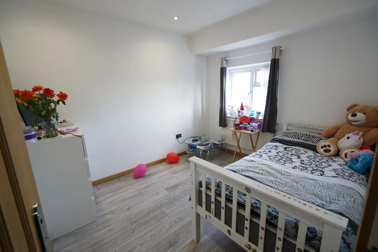 Lytton Road, Grays, Essex, RM16 4ES, photo 13