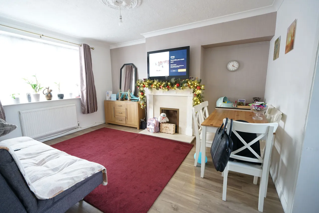 Lytton Road, Grays, Essex, RM16 4ES, photo 4