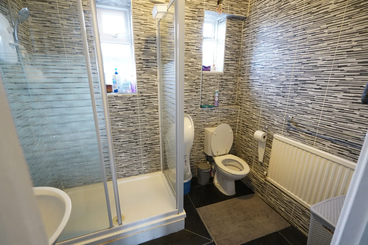 Lytton Road, Grays, Essex, RM16 4ES, photo 15