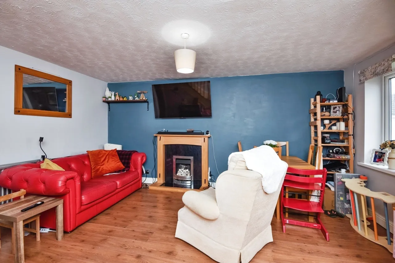 Priory Close, Heaton With Oxcliffe, LA3, photo 4