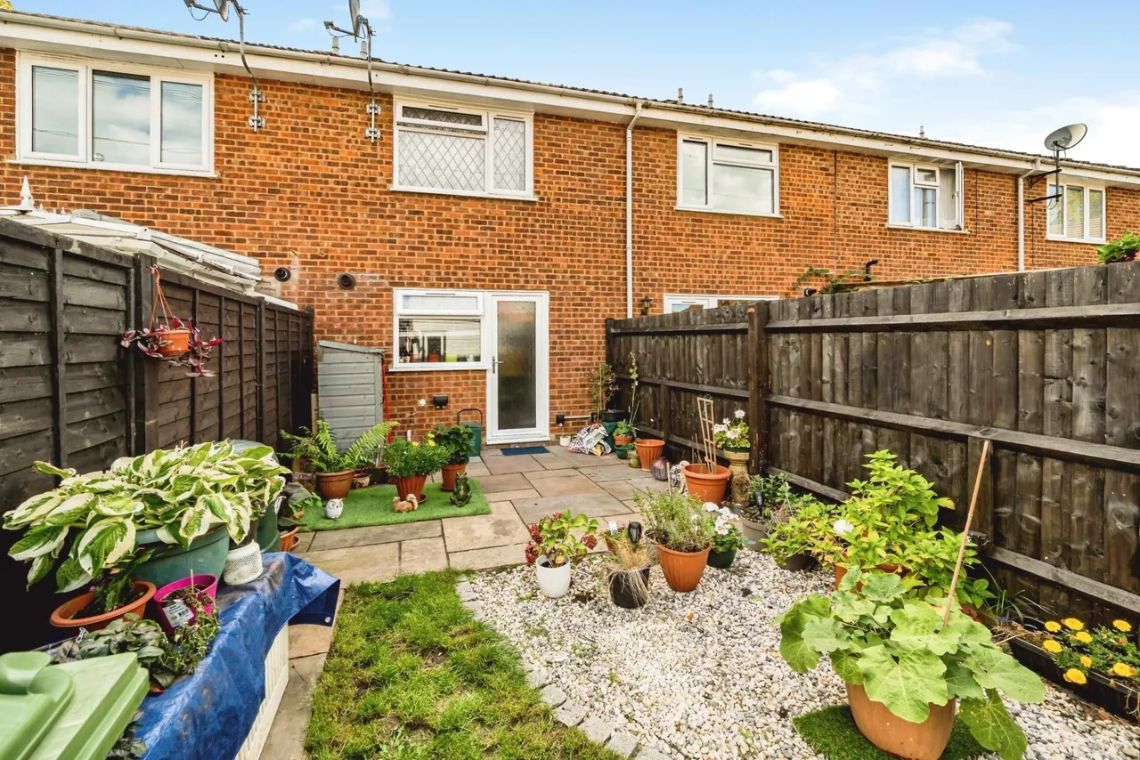 Lower Close, Aylesbury, HP19, photo 16