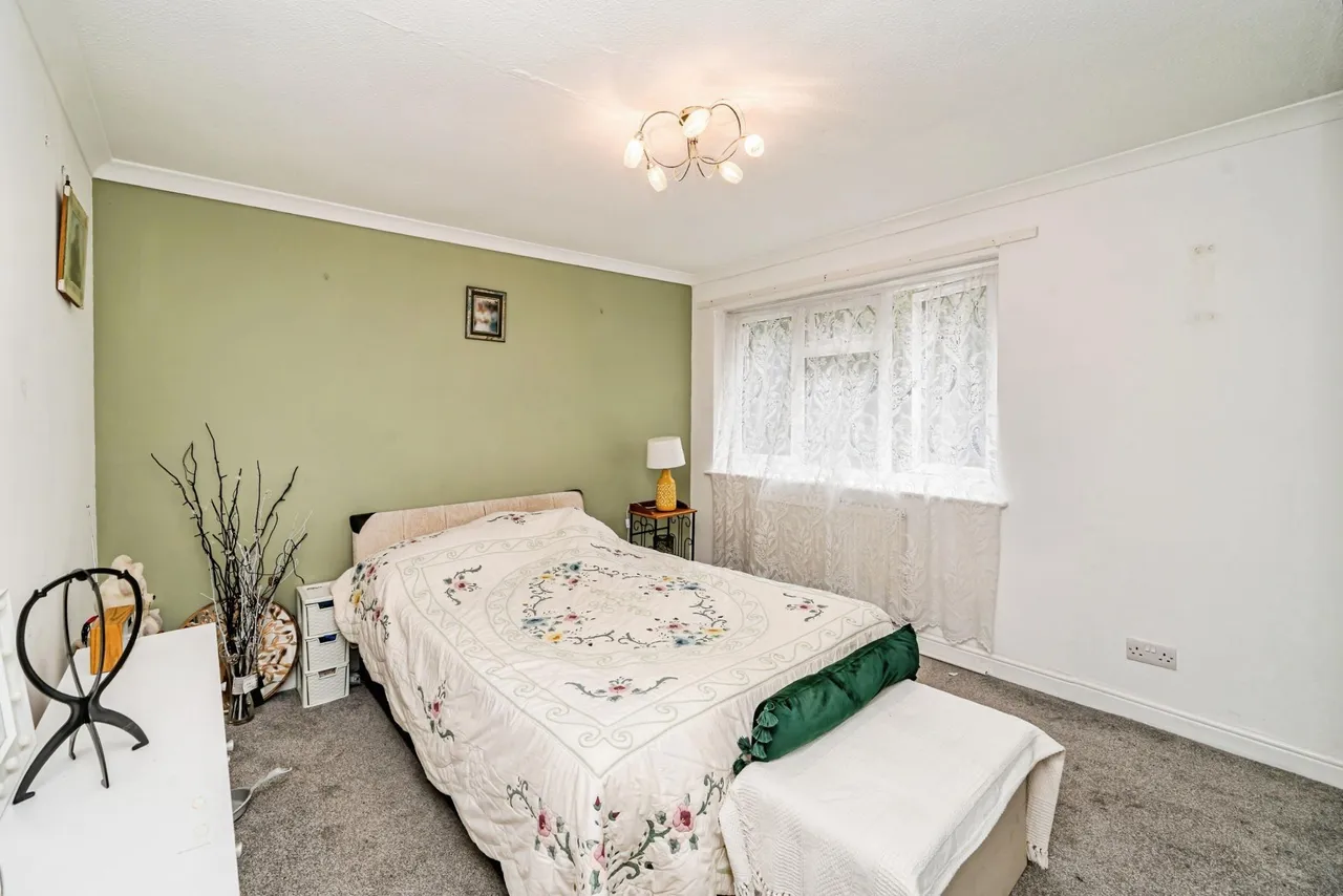 Lower Close, Aylesbury, HP19, photo 9