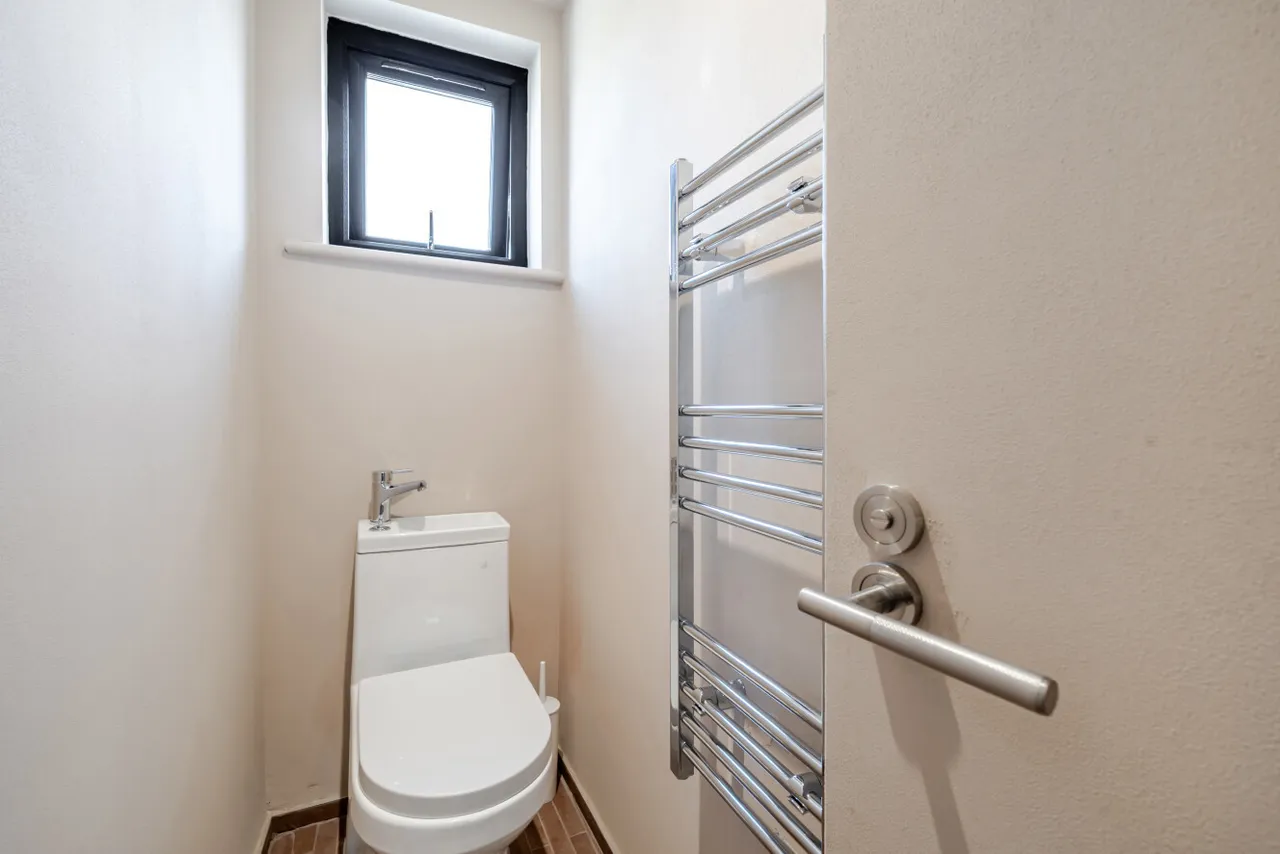Commonside East, Mitcham, CR4, photo 8