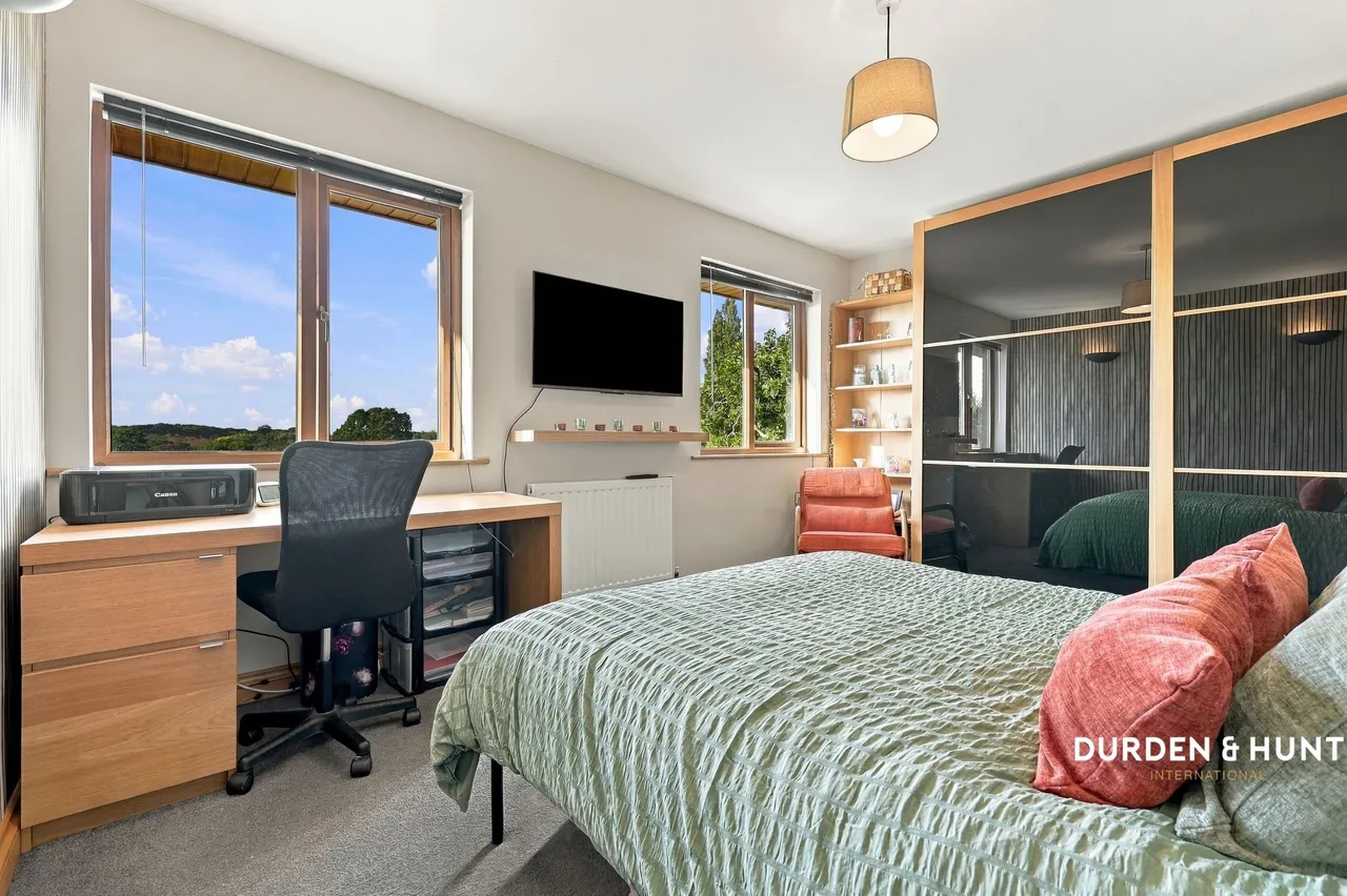 Haresland Close, Benfleet, SS7, photo 16