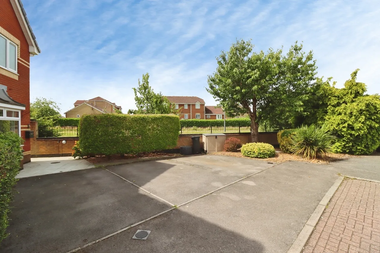 Rosemary Close, Bradley Stoke, Bristol, Gloucestershire, BS32, photo 20