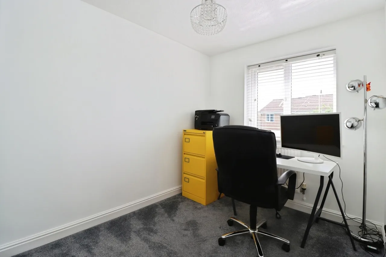 Rosemary Close, Bradley Stoke, Bristol, Gloucestershire, BS32, photo 15