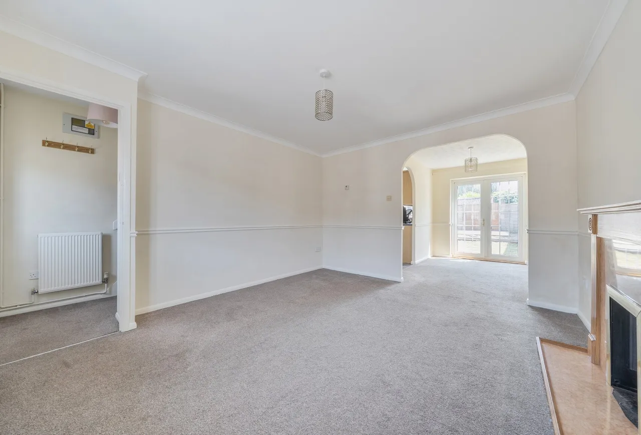 Longs Drive, Gloucestershire, Yate, BS37 5XR, photo 3