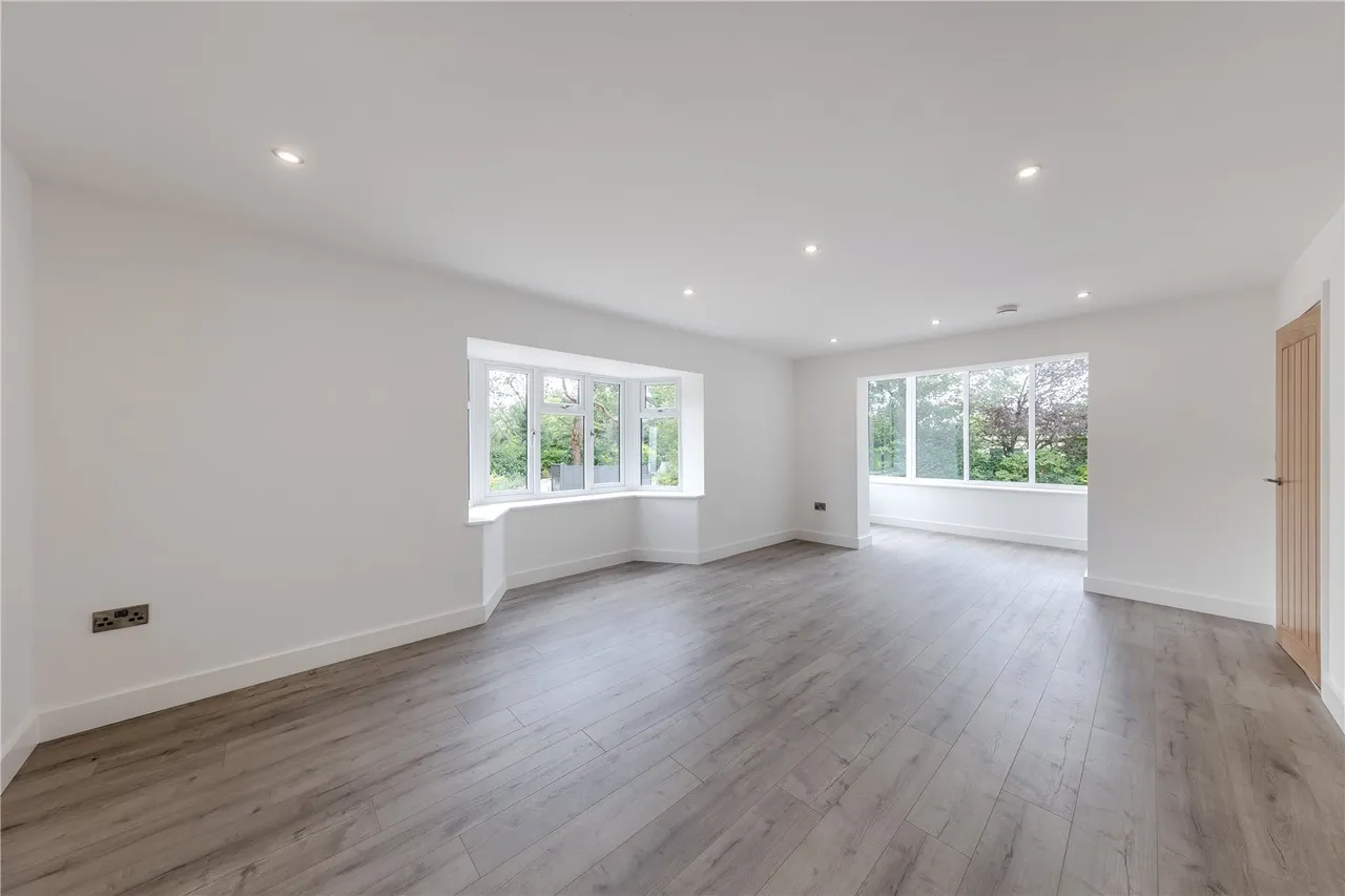 Chester Road, Marford, LL12, photo 10
